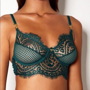 NWT Gooseberry Intimates “Full on Glam” Bra